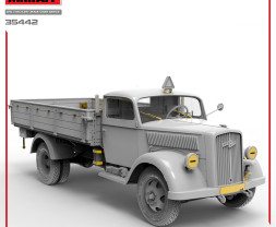 1:35 German 3t Cargo Truck 3,6-36S, Military Service