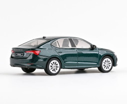 1:43 Škoda Octavia IV (2020) – zelená Royal metalíza