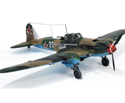 1:48 Iljušin IL-2m3 Šturmovik, Berlin 1945