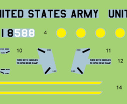 1:35 Universal Military Pod with M8A1 US Landing Mat