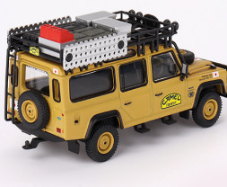 1:64 Land Rover Defender 110 1989 Camel Trophy Amazon Team Japan