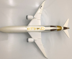 1:200 Boeing 787-10, Etihad Airways, 2010s Colors (Snap-Fit)