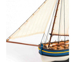 1:50 Captain's Longboat HMS Endeavour