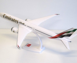 1:200 Boeing 777-9, Emirates, 2023s Colors (Snap-Fit)